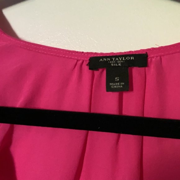 Ann Taylor - Bright Pink Silk Blouse - size small - Picture 2 of 5